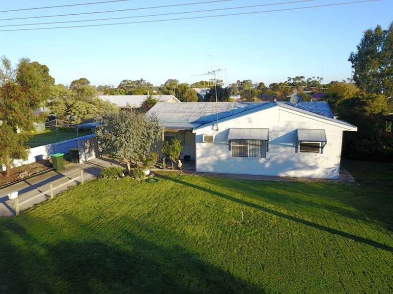 14 Hay Street, Bordertown SA 5268