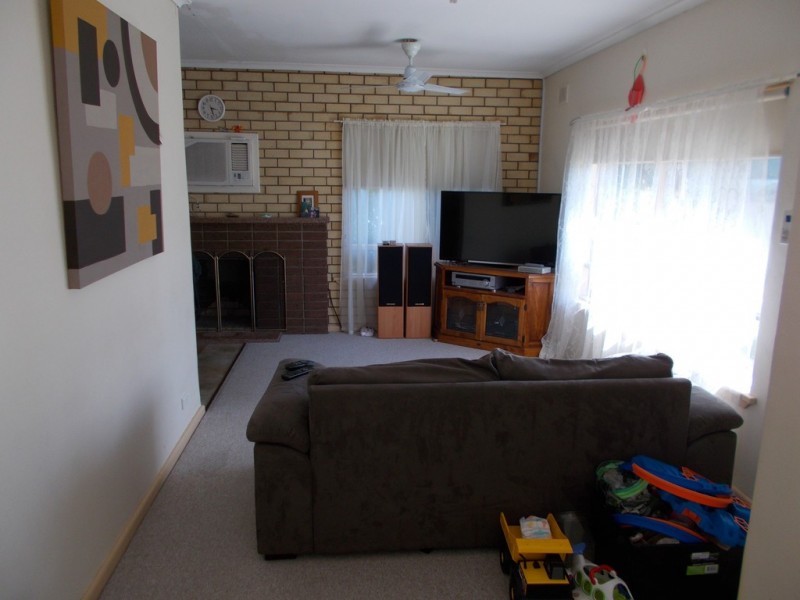 121 Creecoona Terrace, Bordertown SA 5268
