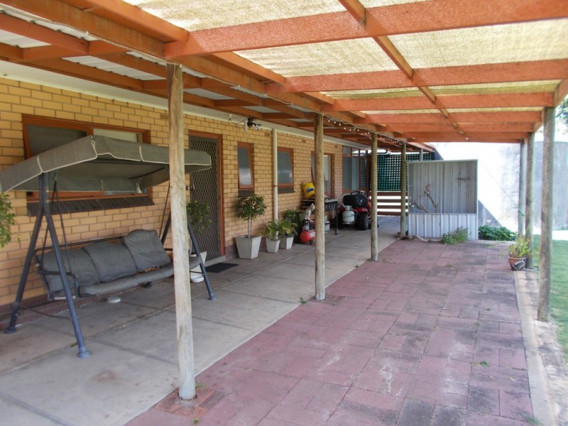 121 Creecoona Terrace, Bordertown SA 5268