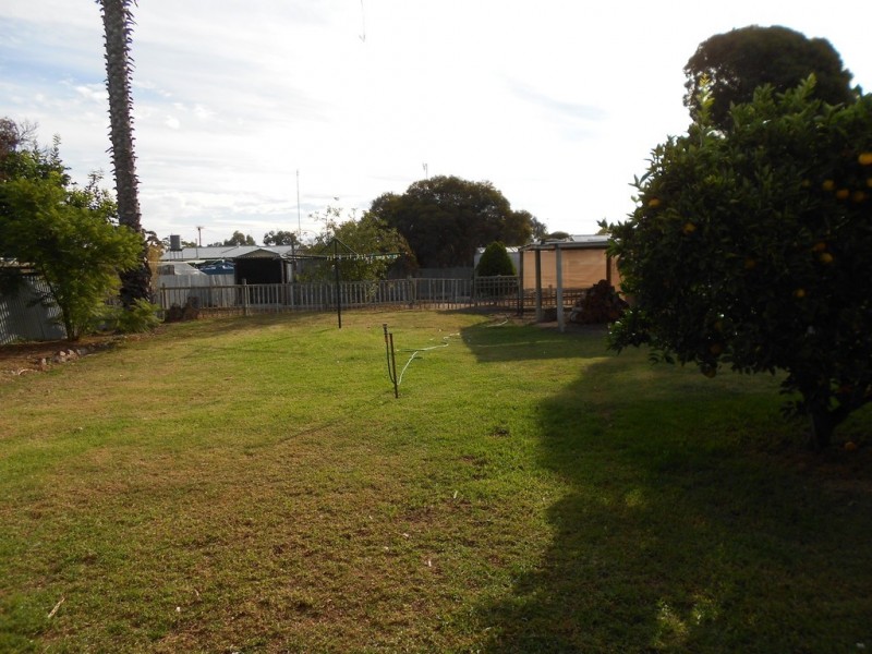 11 English Street, Bordertown SA 5268