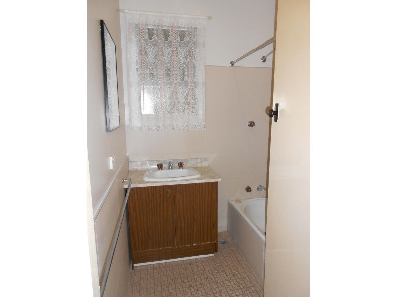 32 Venn Avenue, Bordertown SA 5268