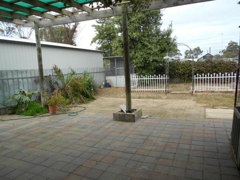 32 Venn Avenue, Bordertown SA 5268