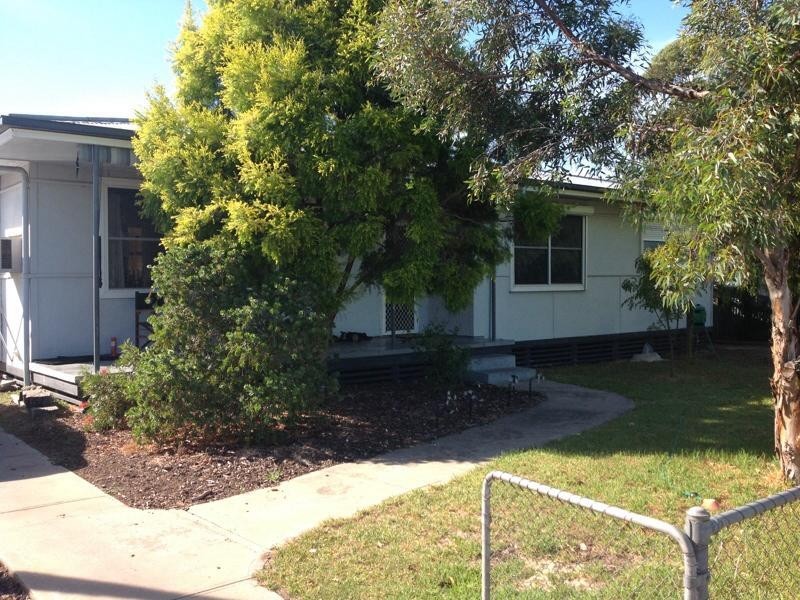 4 Baker Street, Bordertown SA 5268