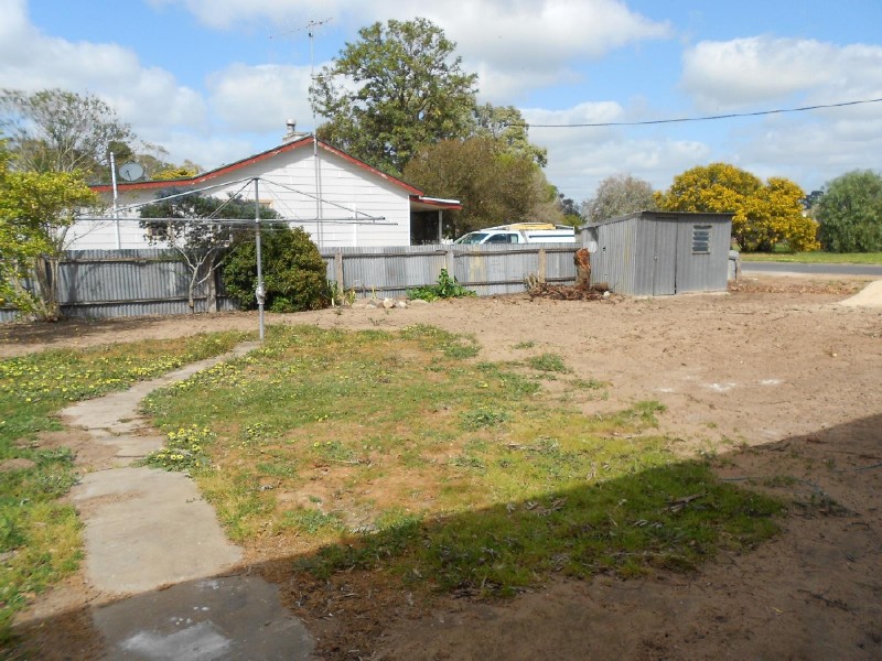 64 Venn Avenue, Bordertown SA 5268