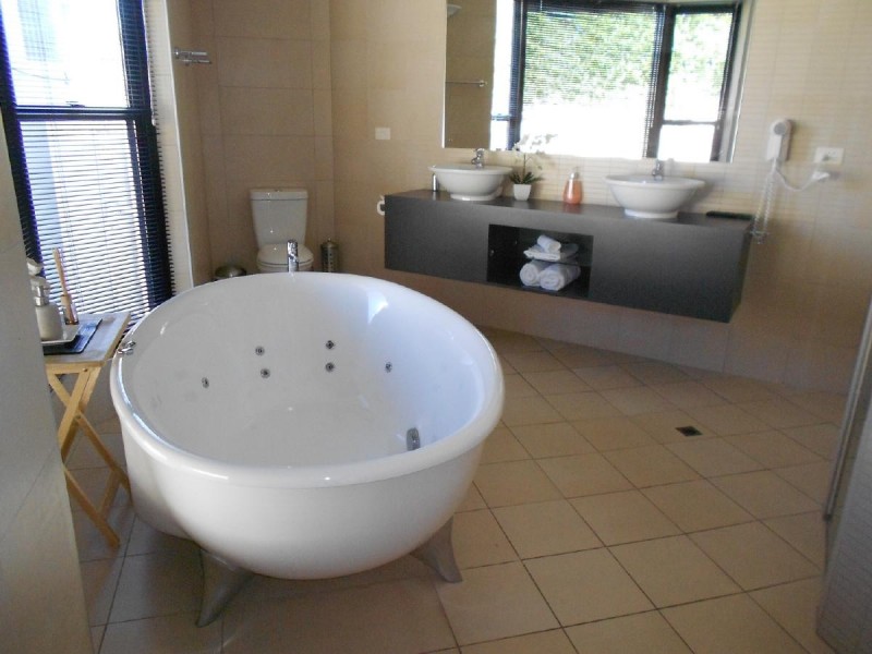 14 Arthur Street, Penola SA 5277