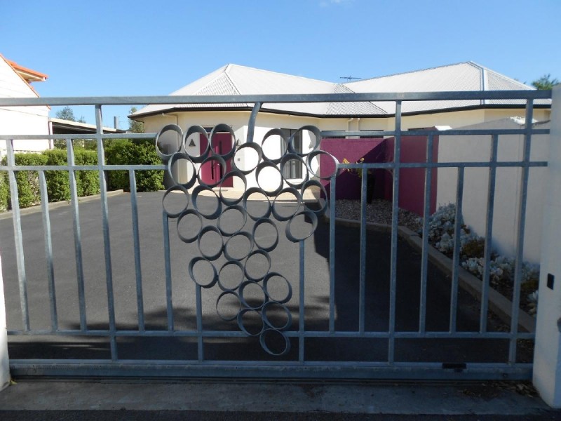 14 Arthur Street, Penola SA 5277