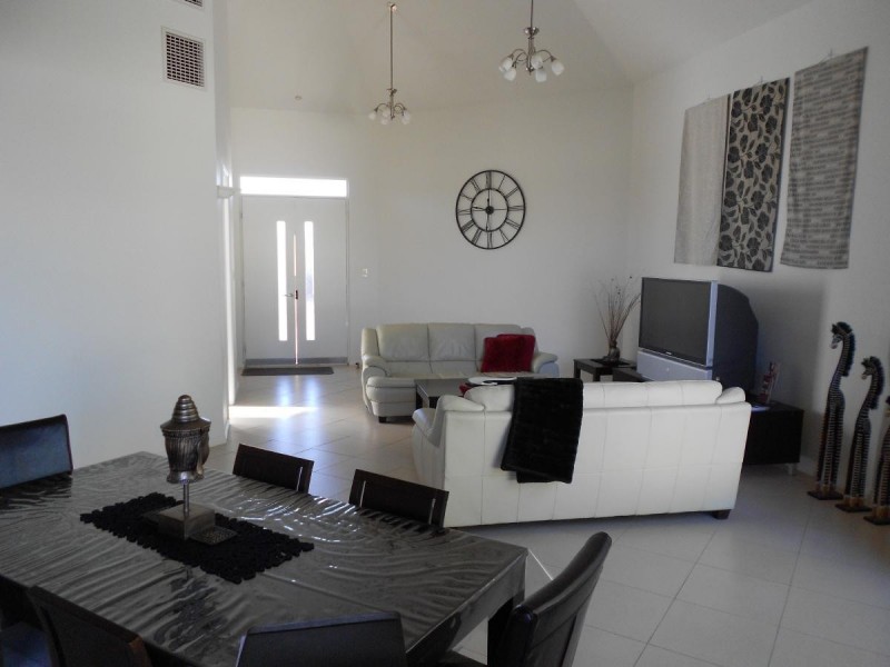 14 Arthur Street, Penola SA 5277