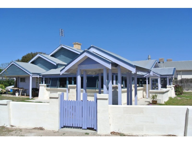 8 Victoria Street, Robe SA 5276