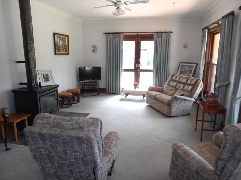 30 Frances Road, Bordertown SA 5268