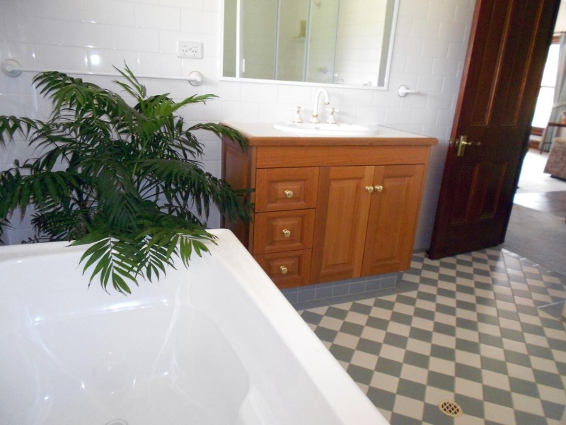 30 Frances Road, Bordertown SA 5268