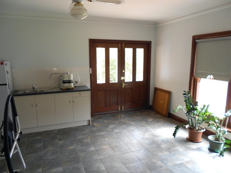 30 Frances Road, Bordertown SA 5268