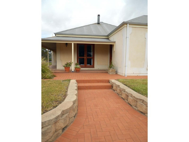 30 Frances Road, Bordertown SA 5268