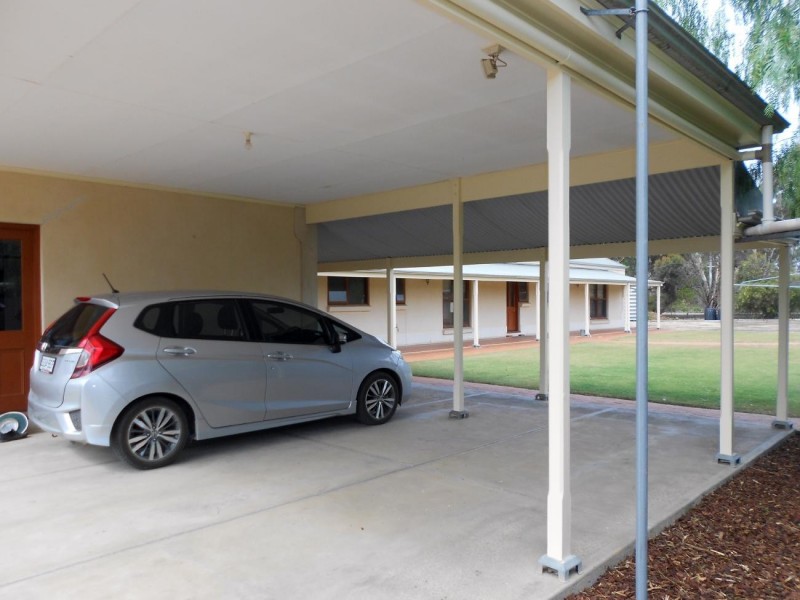 30 Frances Road, Bordertown SA 5268