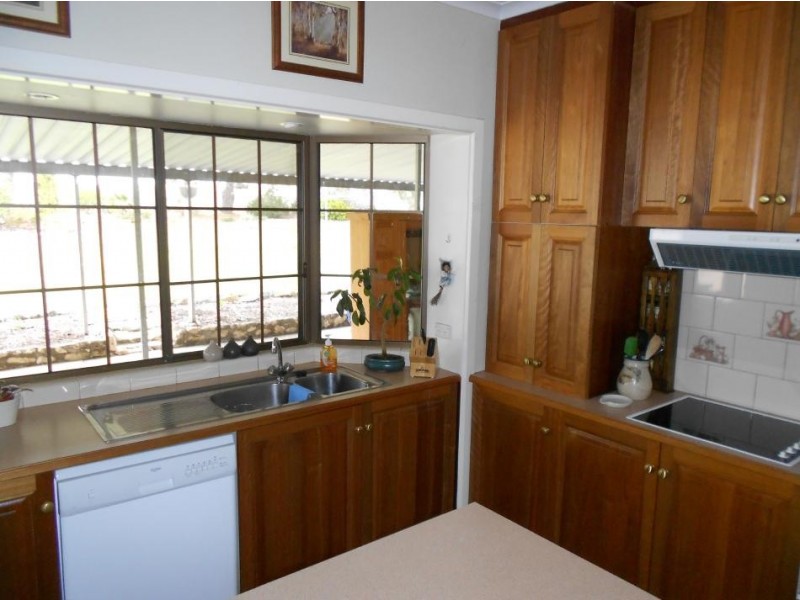 258 Beamma Parsons Rd, Padthaway SA 5271