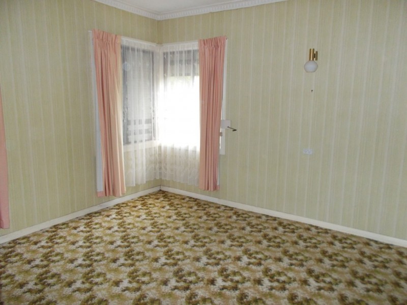 2 Eighth Street, Bordertown SA 5268