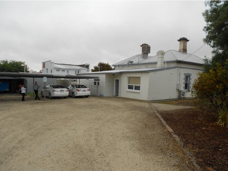 63 Farquhar Street, Bordertown SA 5268