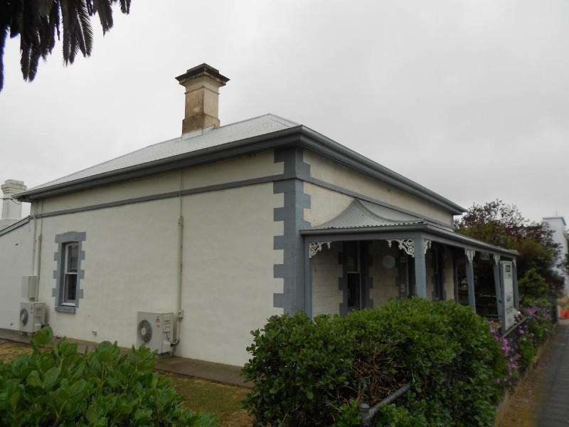 63 Farquhar Street, Bordertown SA 5268