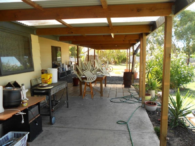 32 Milne Street, Bordertown SA 5268