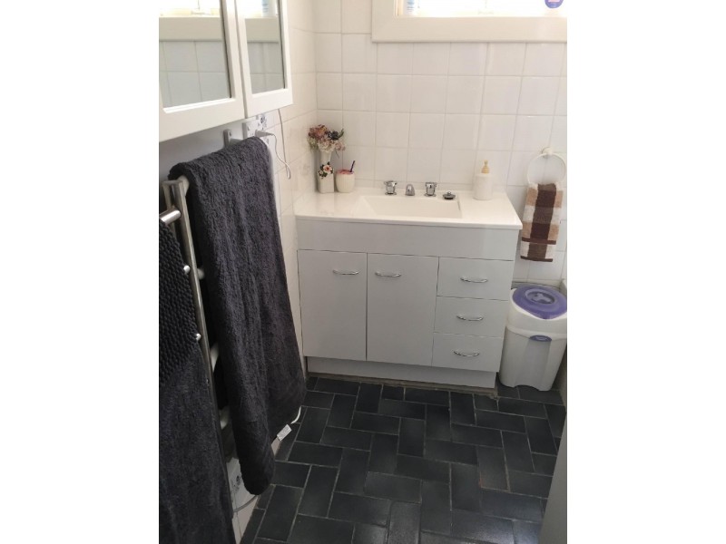 16 Showground Parade, Keith SA 5267