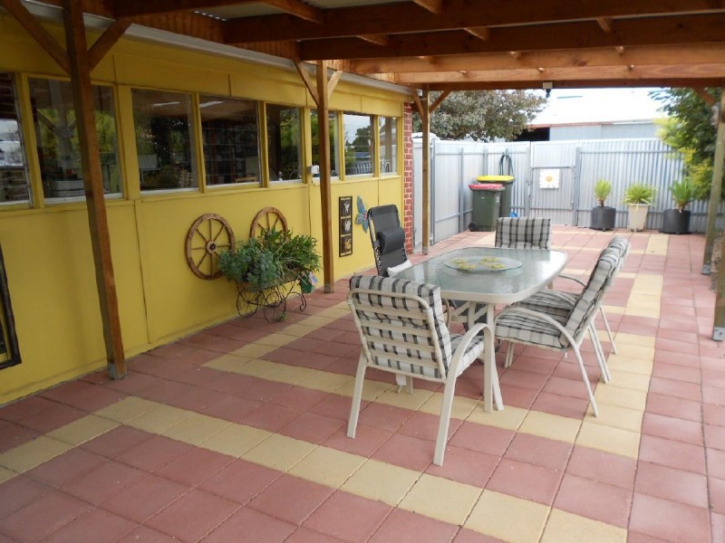 16 Showground Parade, Keith SA 5267