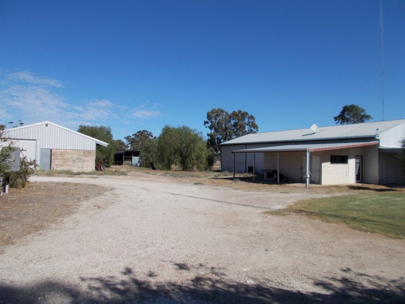 16782 Dukes Hwy, Bordertown SA 5268