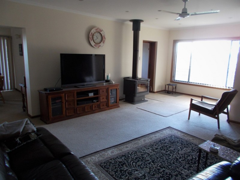 16782 Dukes Hwy, Bordertown SA 5268