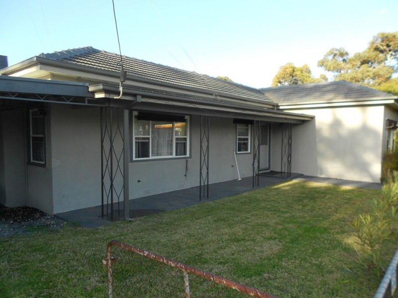 33 Becker Terrace, Tintinara SA 5266