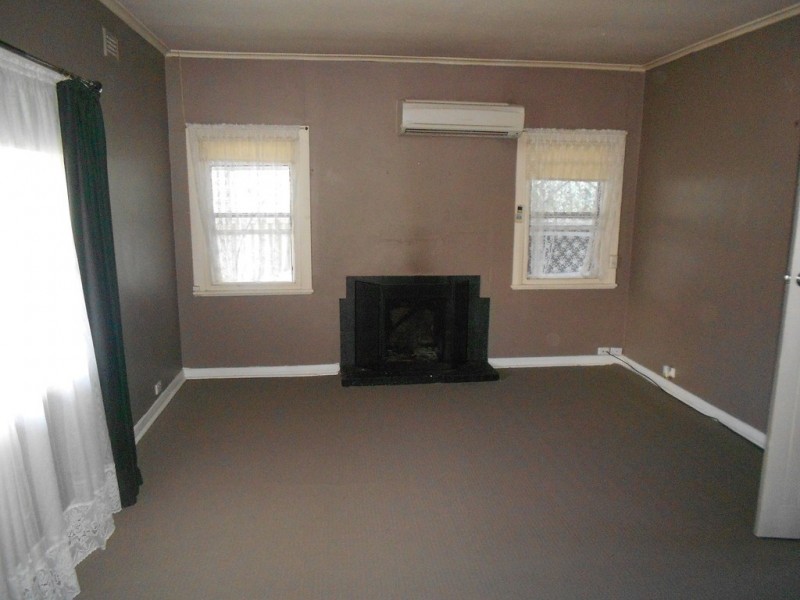 33 Becker Terrace, Tintinara SA 5266