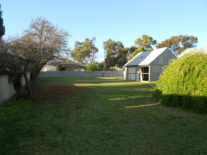 33 Becker Terrace, Tintinara SA 5266