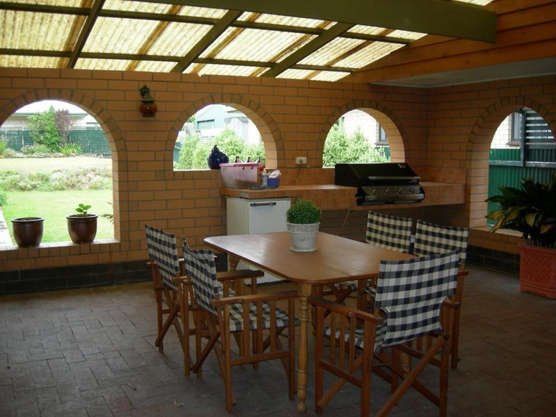 25 McFarlane Street, Kingston Se SA 5275