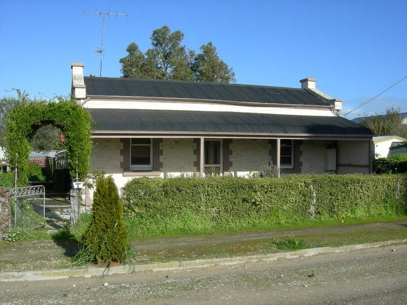 8 Cameron Street, Kingston Se SA 5275