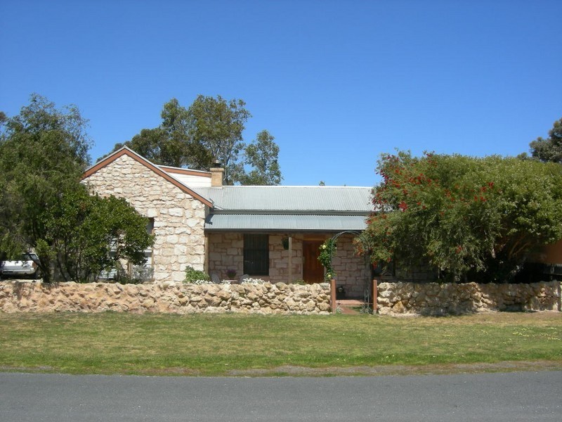 13 Clarke Street, Kingston Se SA 5275