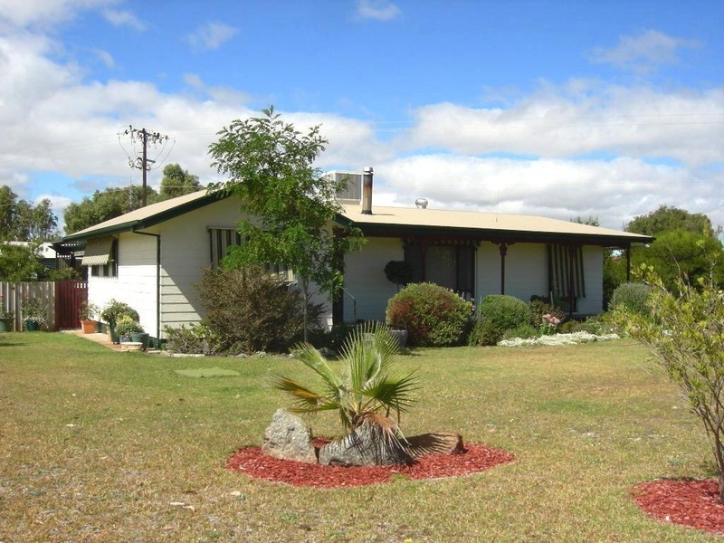 5 Acraman Street, Kingston Se SA 5275