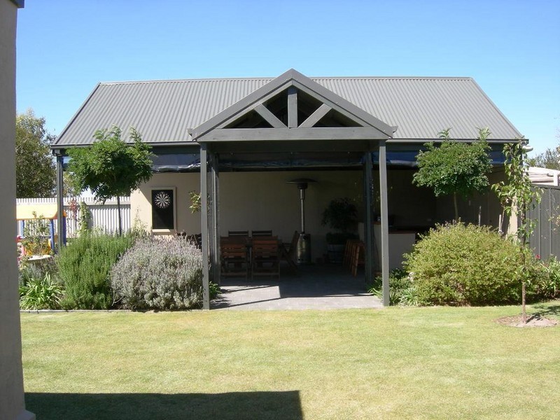 12 Barrowman Drive, Kingston Se SA 5275