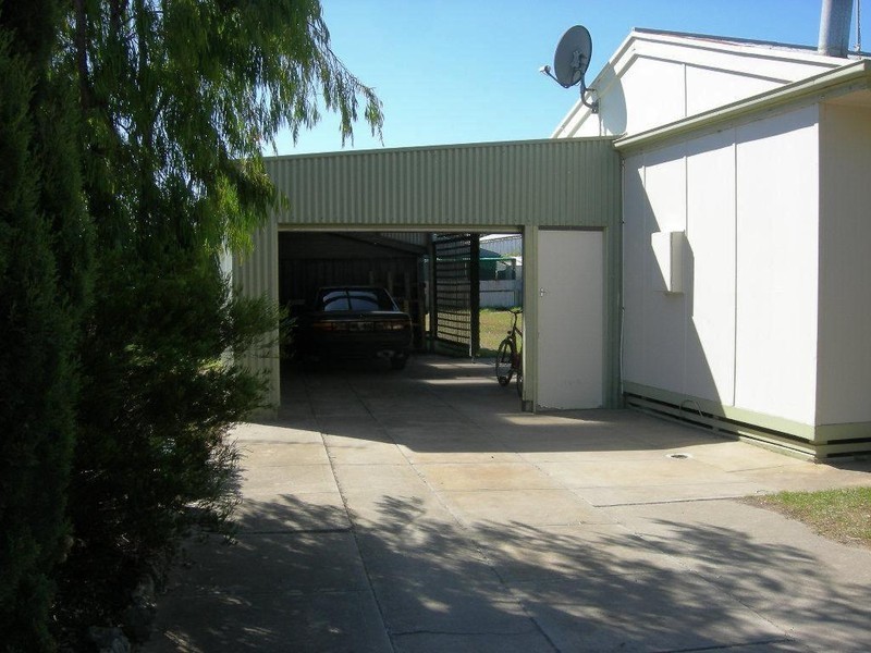 2 Acraman Street, Kingston Se SA 5275