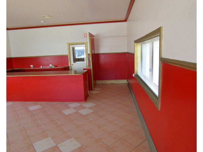 22 Charles Street, Kingston Se SA 5275