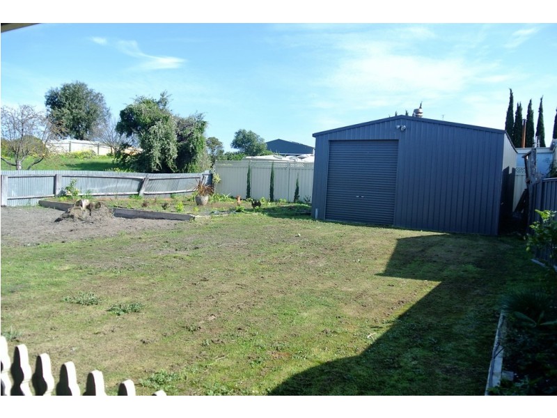 13 Wilhelmina Street, Kingston Se SA 5275