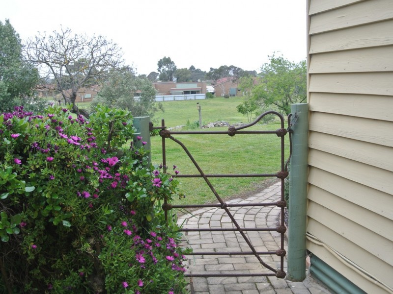 80 Cooke Street, Kingston Se SA 5275