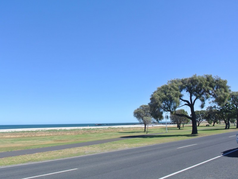 5 Marine Parade, Kingston Se SA 5275