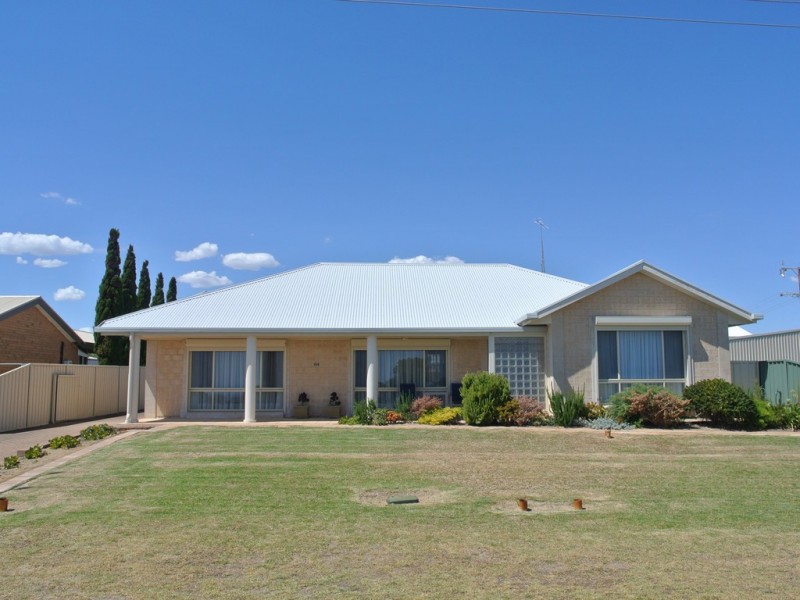 64 Marine Parade, Kingston Se SA 5275