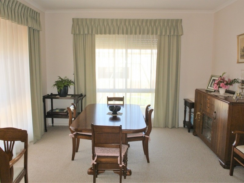 64 Marine Parade, Kingston Se SA 5275