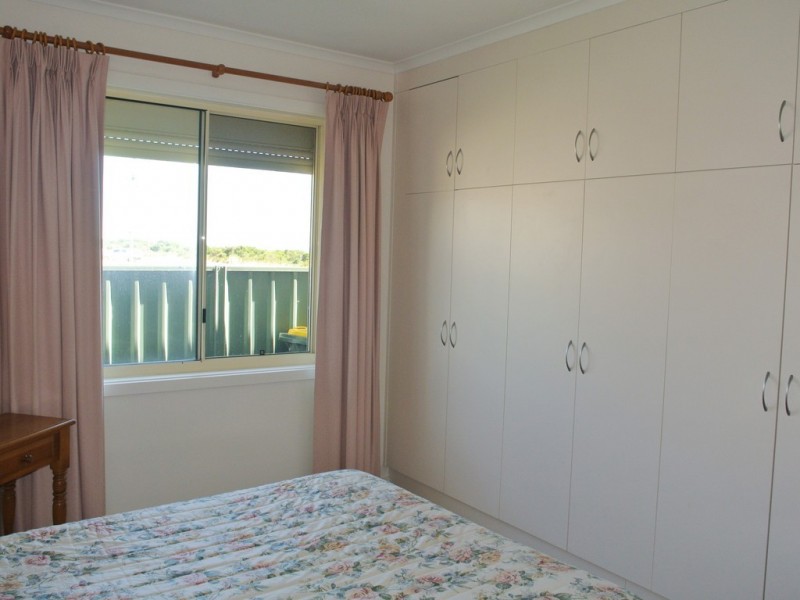 64 Marine Parade, Kingston Se SA 5275