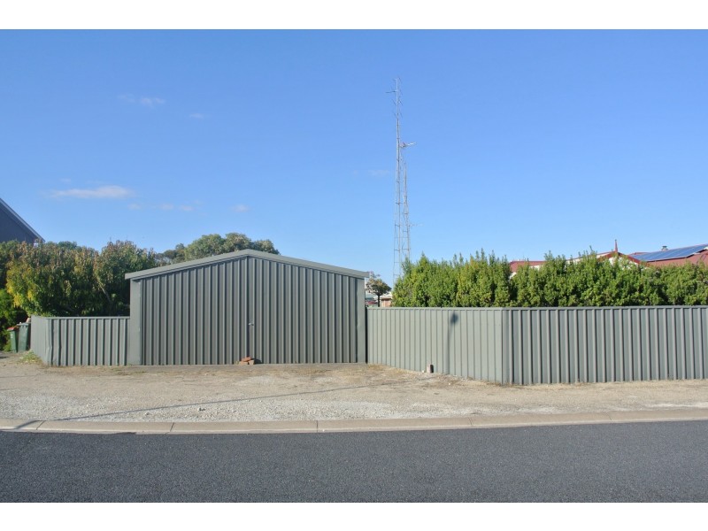 1 Old School Court, Kingston Se SA 5275