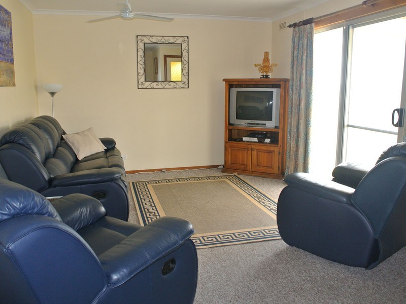 153 Cooke Street, Kingston Se SA 5275