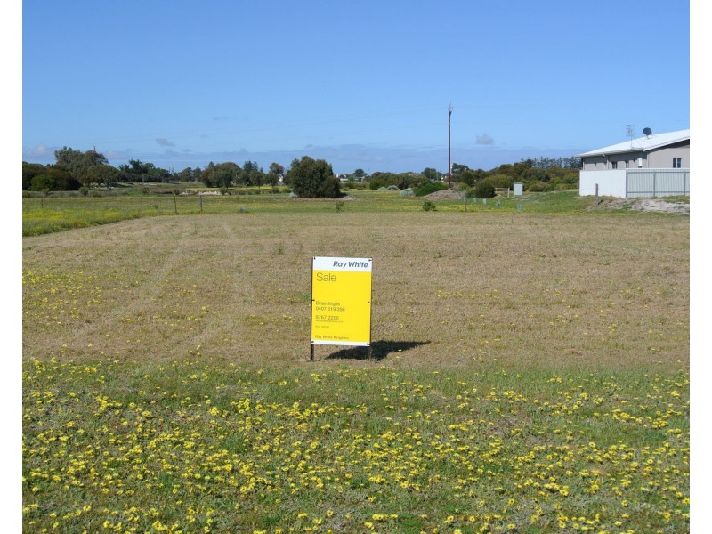 33 Clarke Street, Kingston Se SA 5275