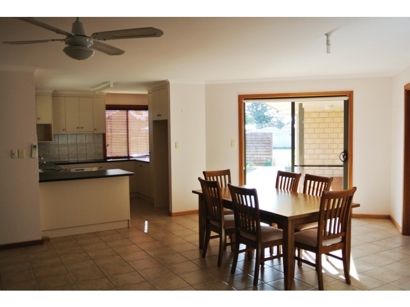 20 Strickland Street, Kingston Se SA 5275