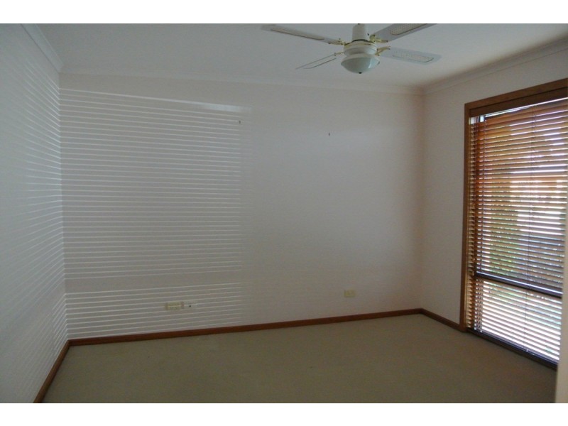 20 Strickland Street, Kingston Se SA 5275