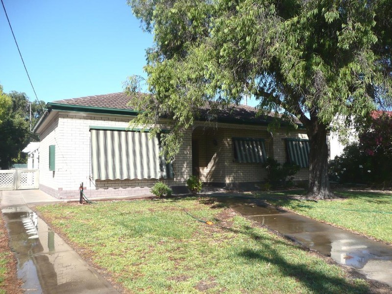 13 Charles Street, Kingston Se SA 5275