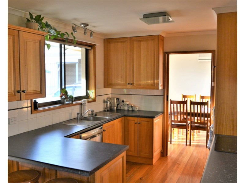 76 Agnes Street, Kingston Se SA 5275