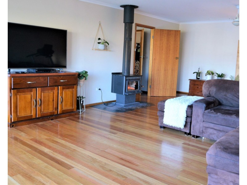 76 Agnes Street, Kingston Se SA 5275